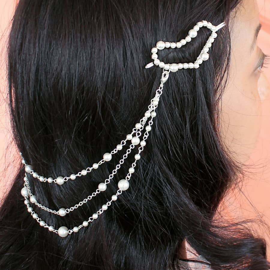 Amelie Pearl Hair Clips Hair Chain from side