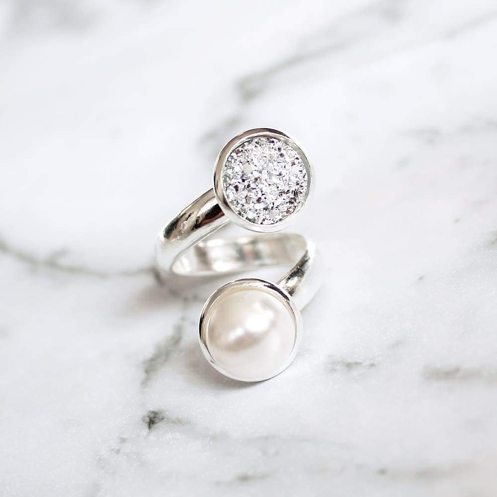 Virgo pearl and druzy wrap ring silver with off white pearl on marble background